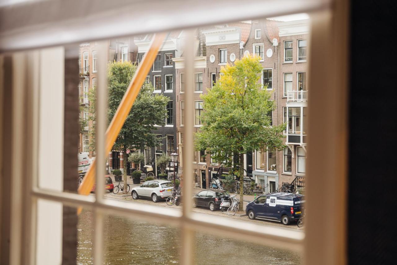 Hotel 717 암스테르담 외부 사진 View from the window of a canal house in Amsterdam