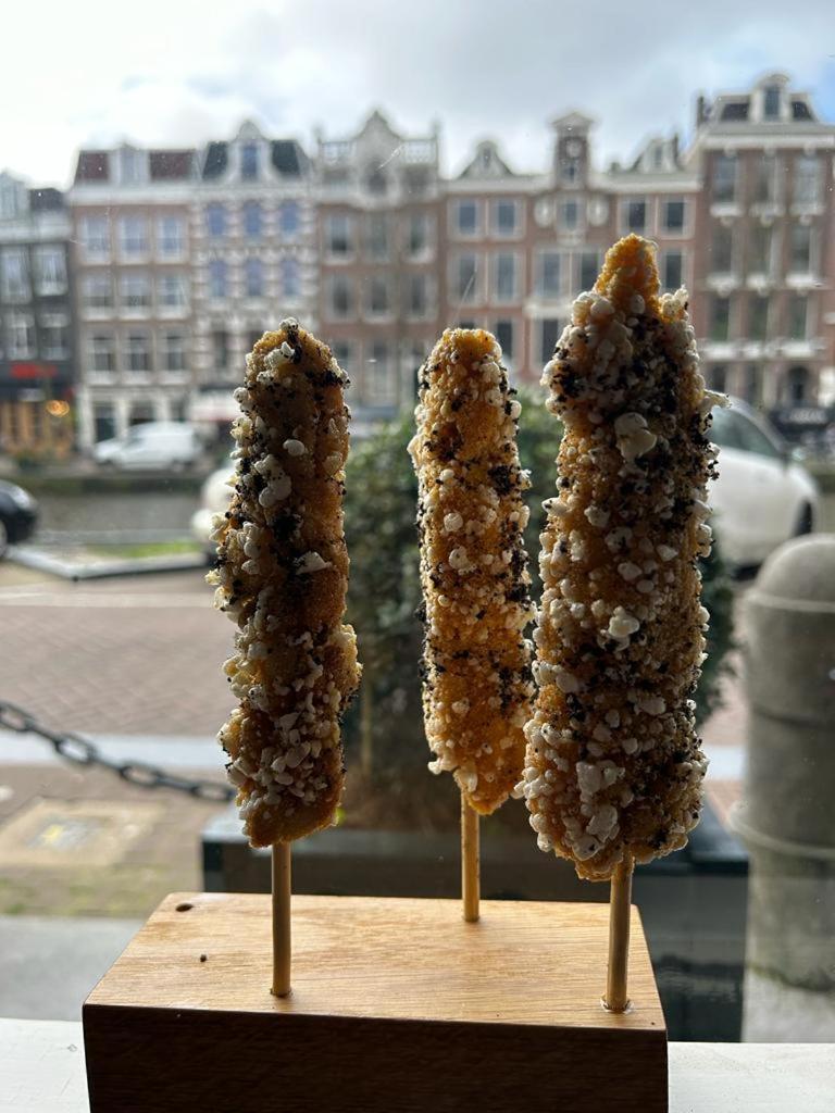 Hotel 717 암스테르담 외부 사진 Fish sticks